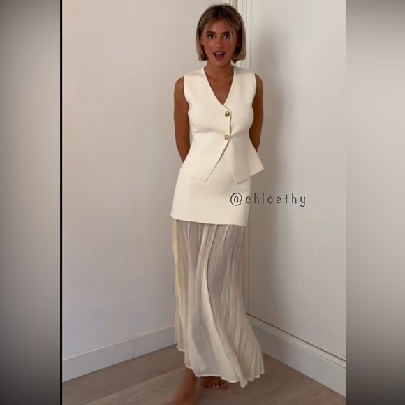 Zara MIXED PLEATED KNIT SKIRT - Picture 15 of 16